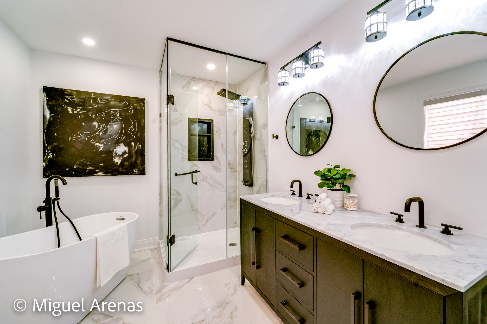 High-end detached home architectural photography in Mississauga, showcasing premium real estate marketing